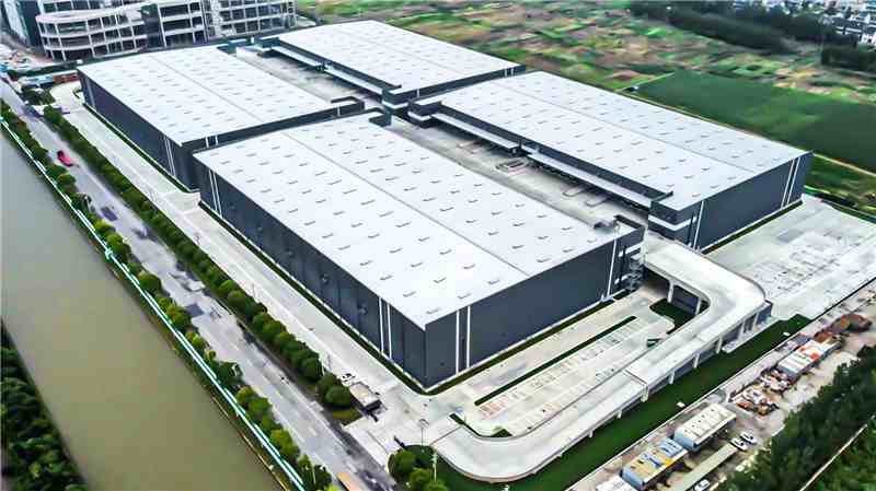 松江仓库出租网站：25000平方米 带卸货平台 带雨棚 无公摊